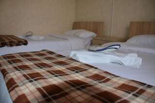 Отель 7star Тбилиси Небольшой двухместный номер с 2 отдельными кроватями-1