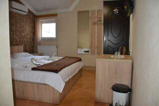 Отель 7star Тбилиси Двухместный номер с 1 кроватью и собственной ванной комнатой-2