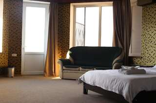 Отель 7star Тбилиси Двухместный номер Делюкс с 1 кроватью и балконом, вид на море-4